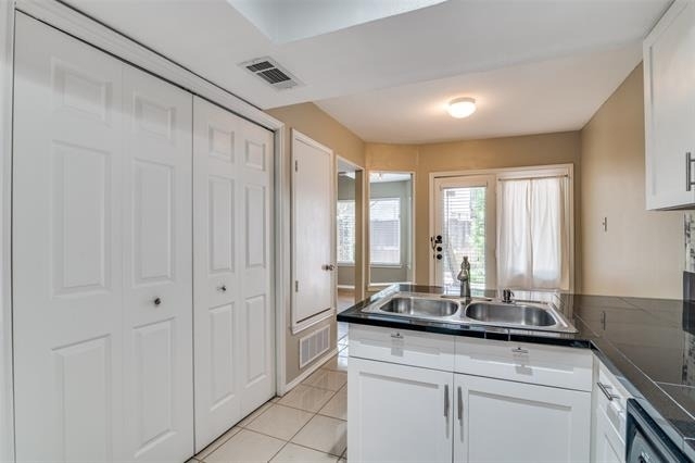 18040 Midway Road - Photo 9