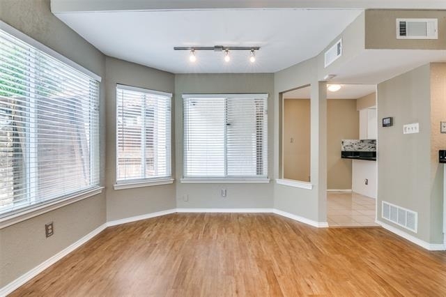 18040 Midway Road - Photo 7