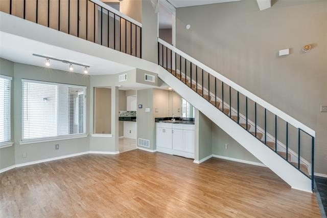 18040 Midway Road - Photo 6