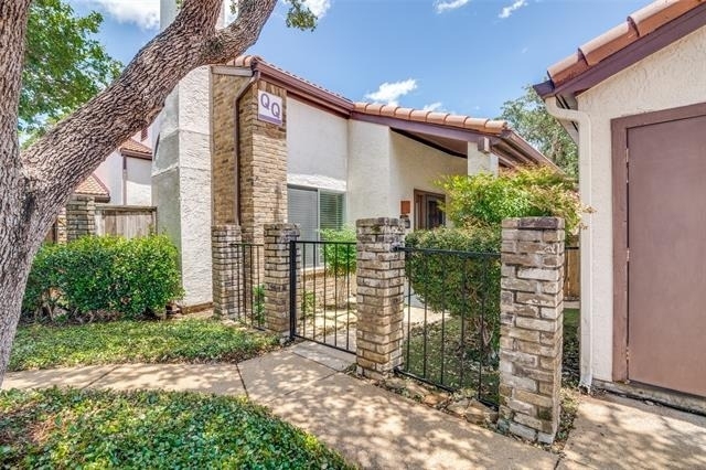 18040 Midway Road - Photo 0