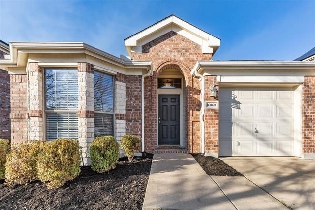 5128 Birchwood Drive - Photo 1