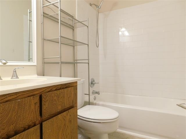 2204 Canterbury Court - Photo 22