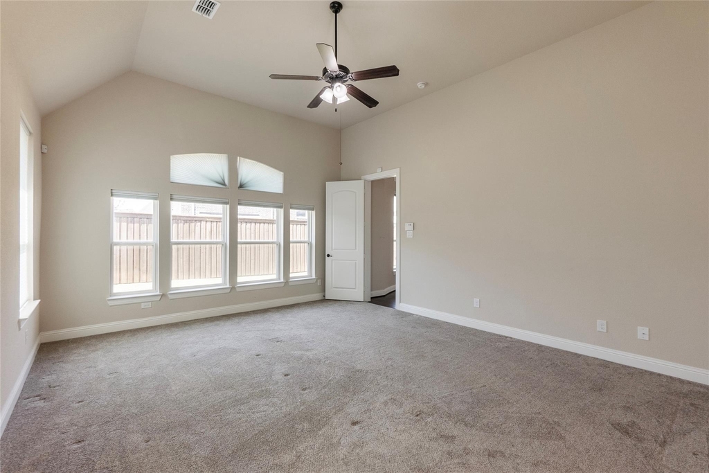 4802 Comstock Way - Photo 22