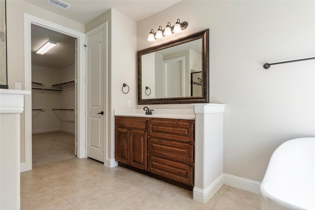 4802 Comstock Way - Photo 26