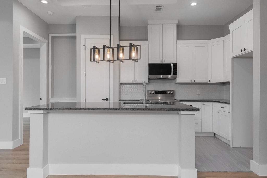 2818 Chicago Street - Photo 16