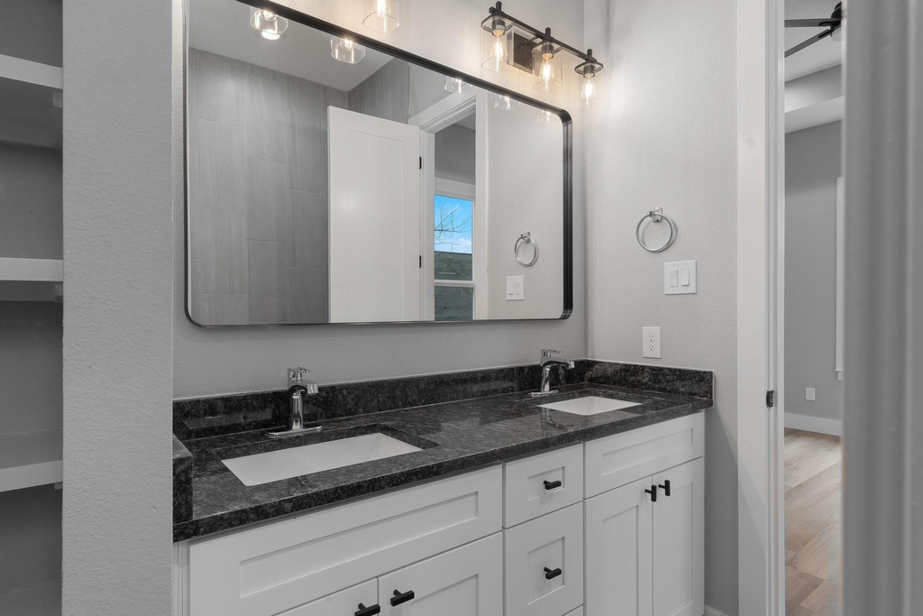 2818 Chicago Street - Photo 19