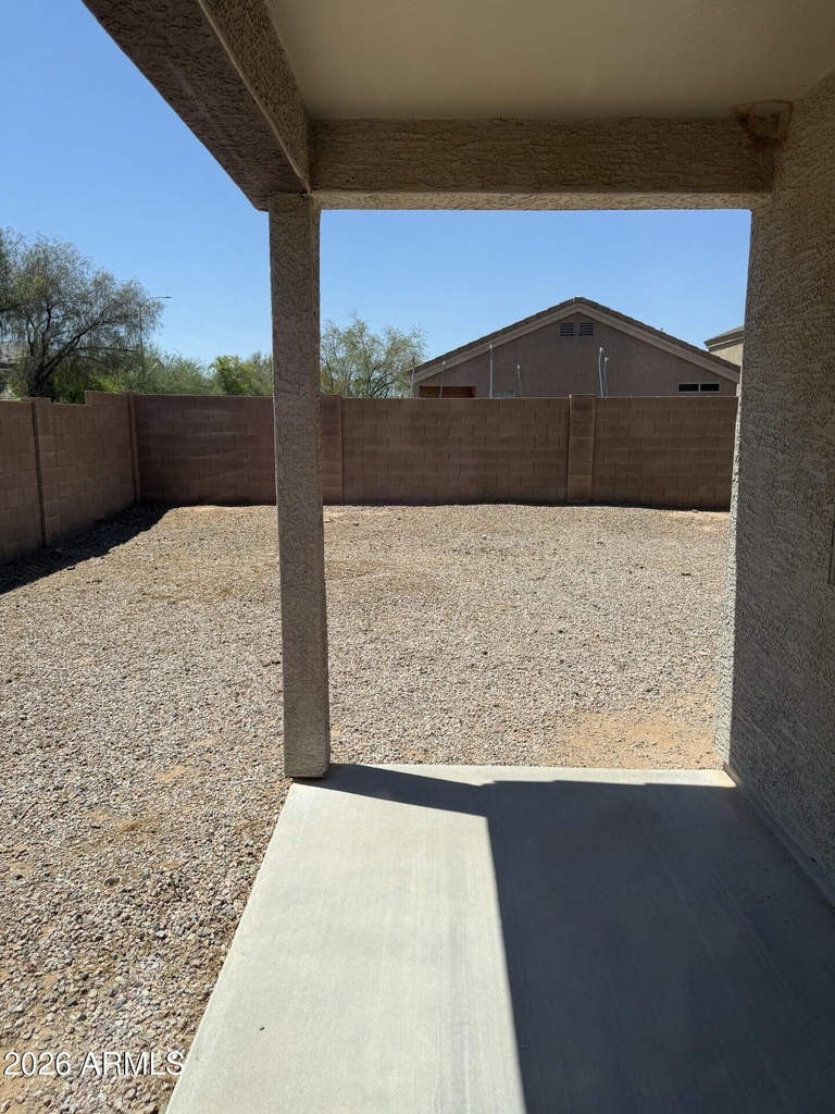 36509 W Padilla Street - Photo 6