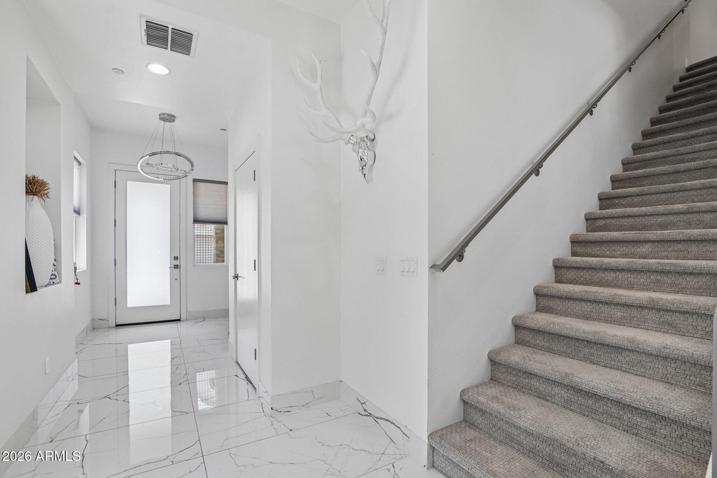 3200 N 39th Street - Photo 2