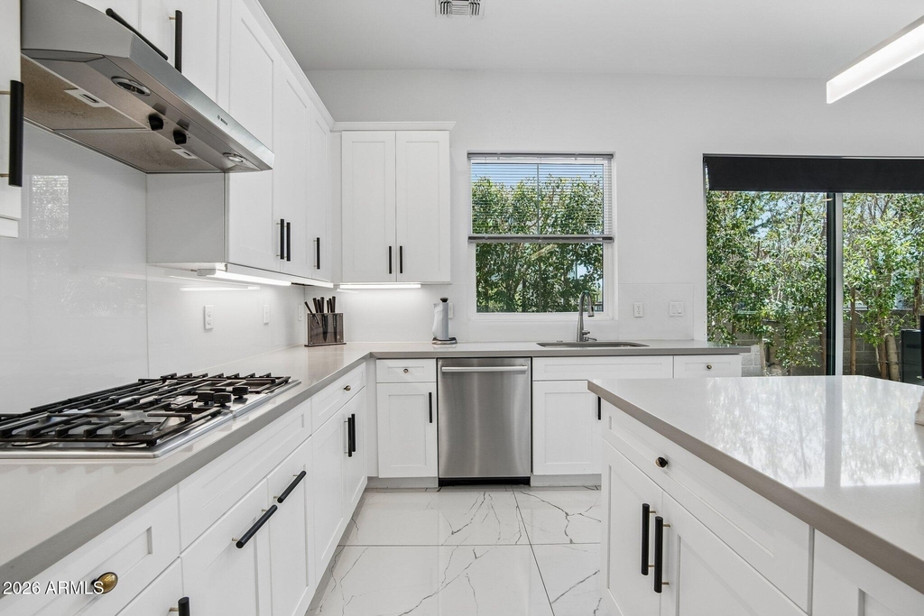 3200 N 39th Street - Photo 8