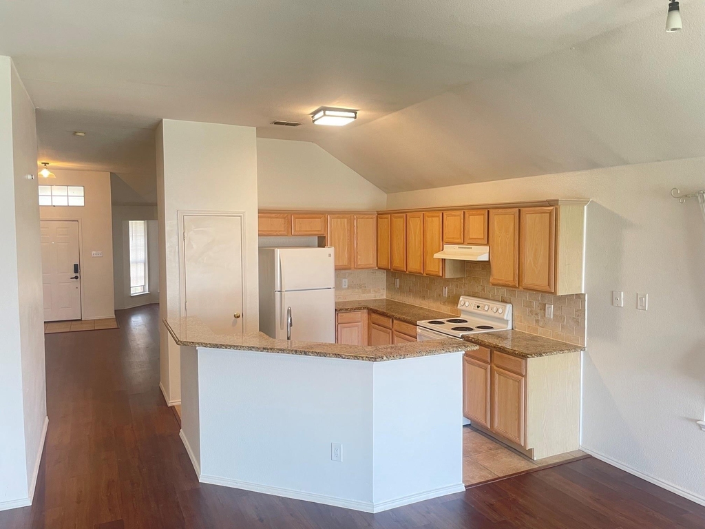 100 Hopewell Drive - Photo 4