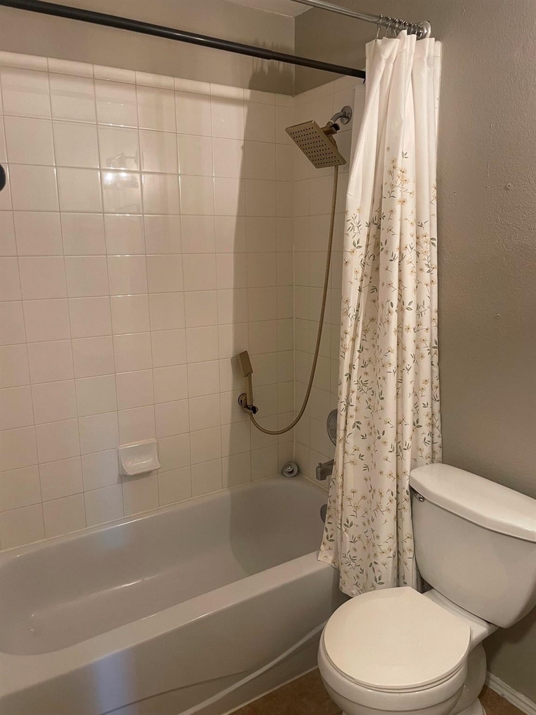 100 Hopewell Drive - Photo 11