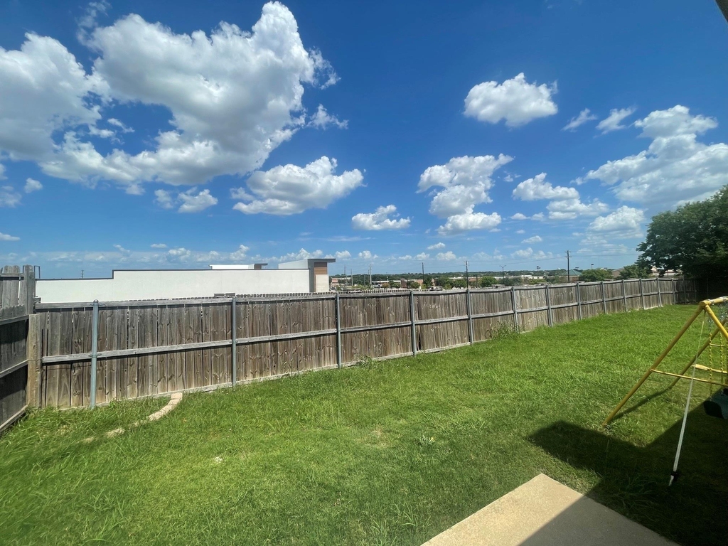 100 Hopewell Drive - Photo 16