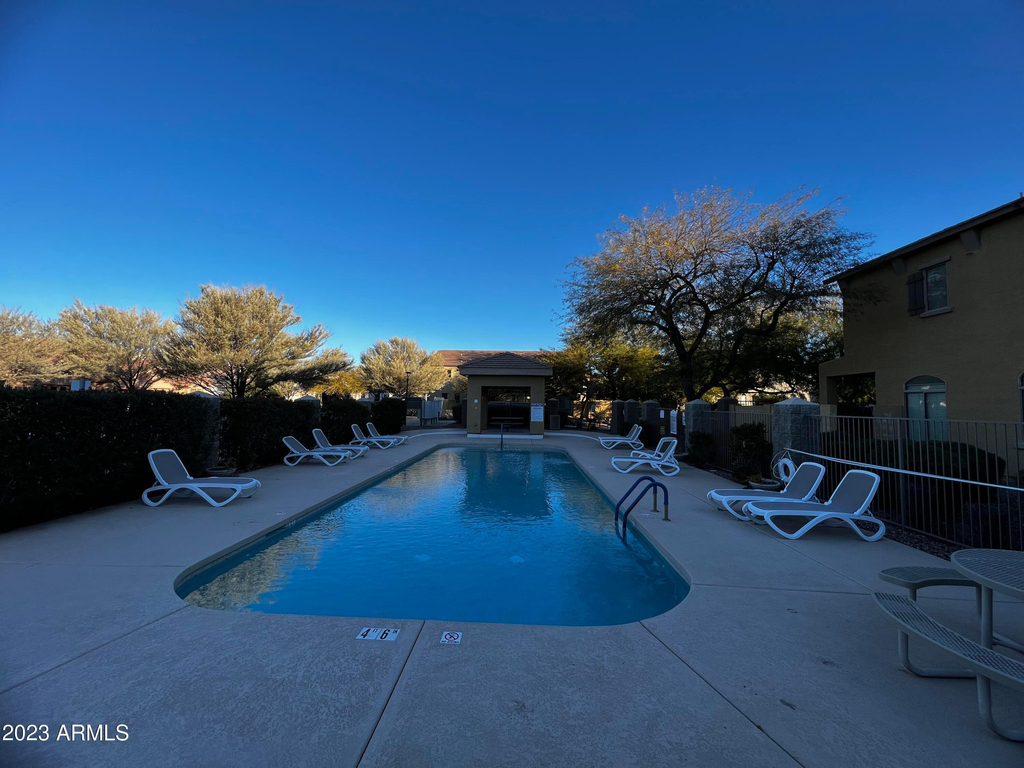 2250 E Deer Valley Road - Photo 16