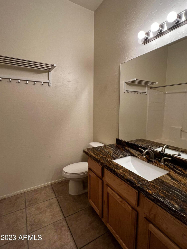 2250 E Deer Valley Road - Photo 8