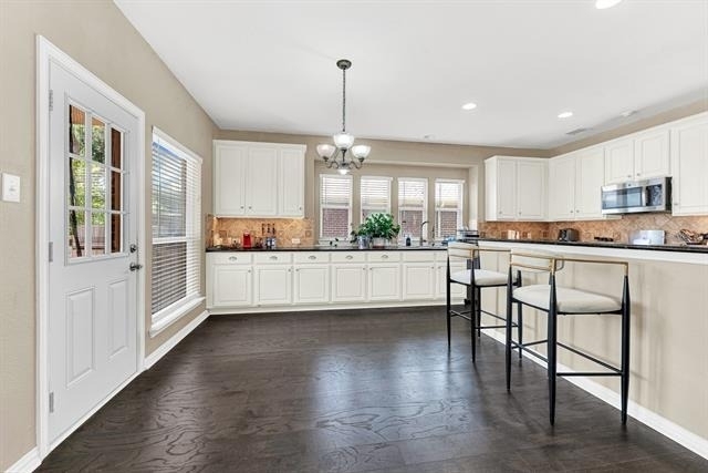 8120 Holliday Road - Photo 12