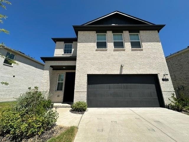 3125 Lucia - Photo 0