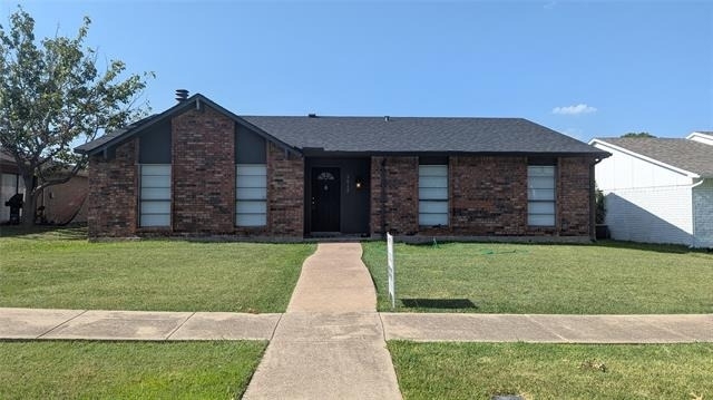 5012 Wagner Circle - Photo 0