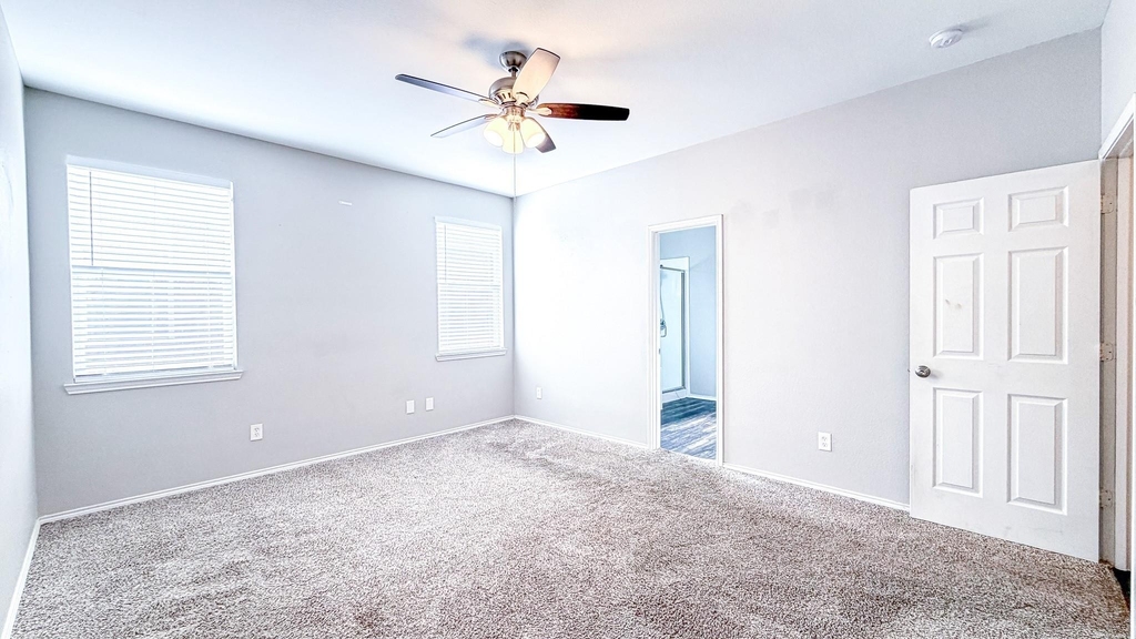 1515 Creek Springs Drive - Photo 16