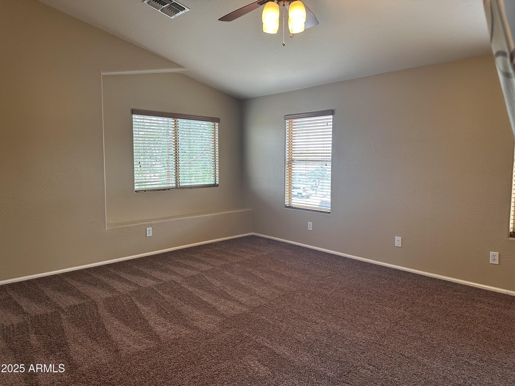 16116 W Magnolia Street - Photo 5