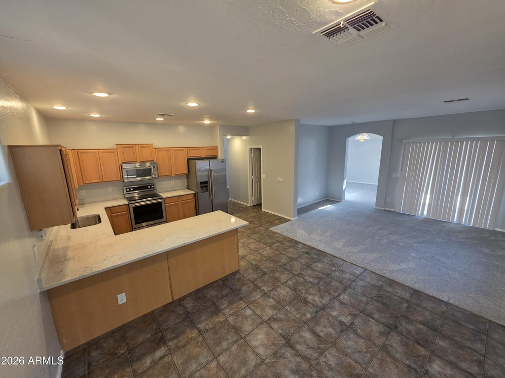 1950 E Los Alamos Street - Photo 10