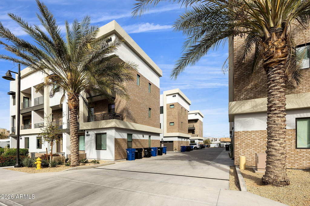 406 W 7th Street - Photo 15