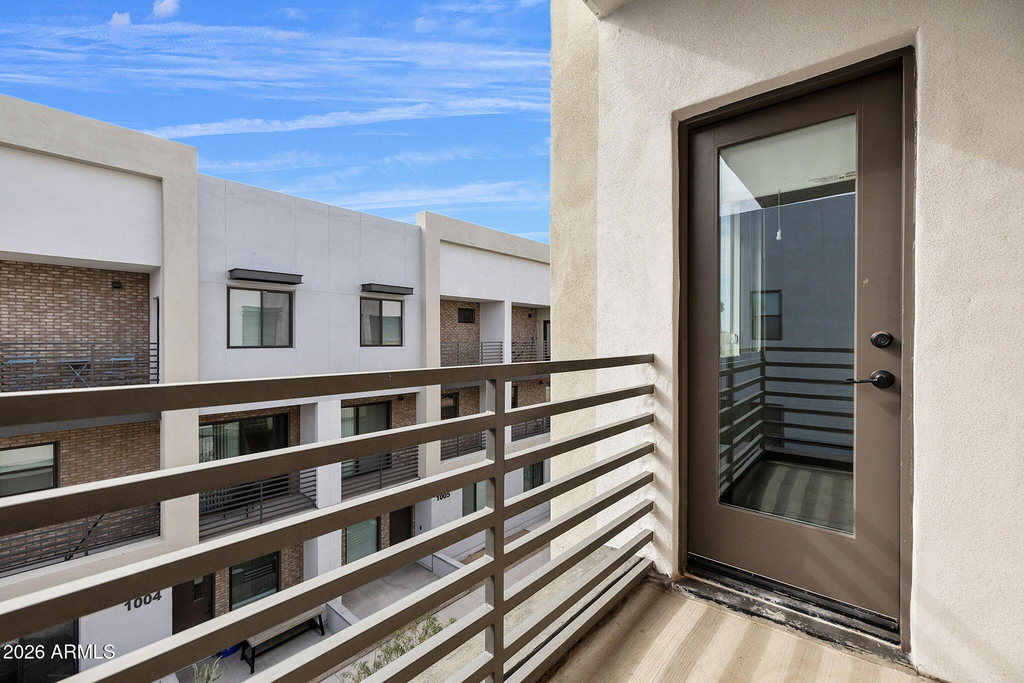 406 W 7th Street - Photo 12