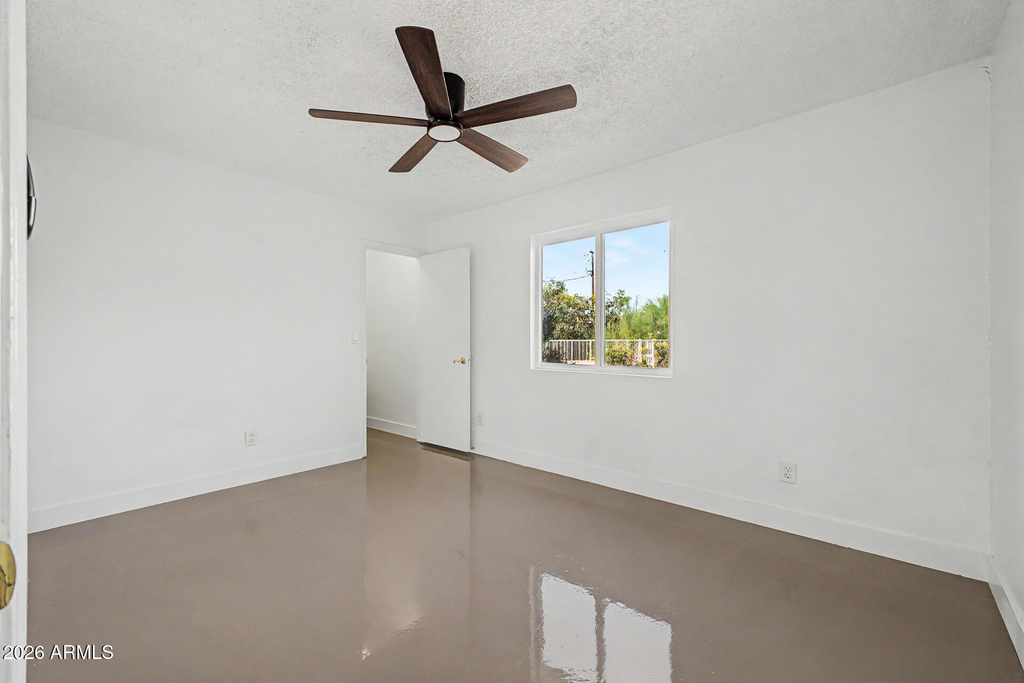 16223 N 40th Place - Photo 38