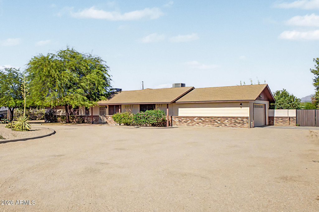 16223 N 40th Place - Photo 11