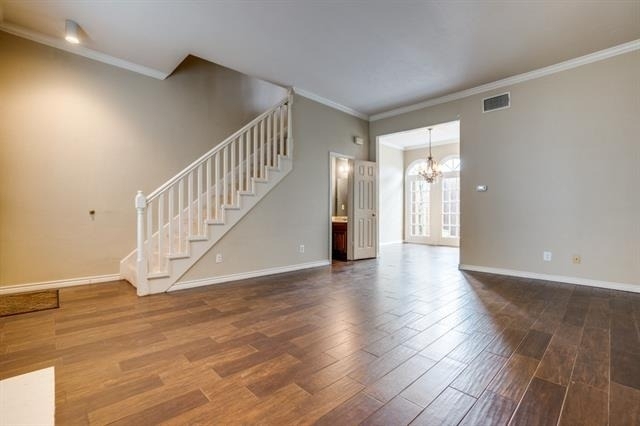 4325 Bowser Avenue - Photo 4