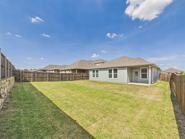 2304 Blackcap Street - Photo 35