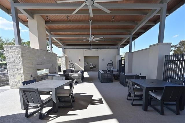 2304 Blackcap Street - Photo 5