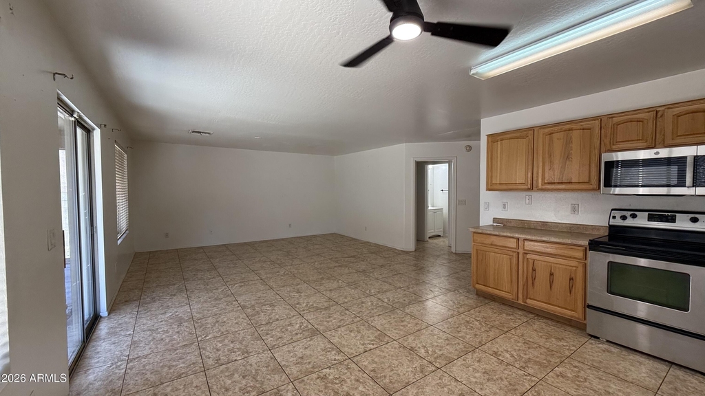12930 W Lamar Road - Photo 4