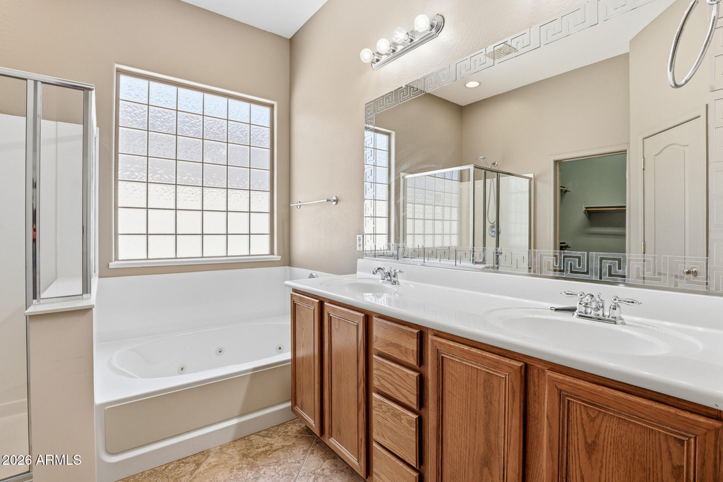 18185 W Rimrock Street - Photo 5