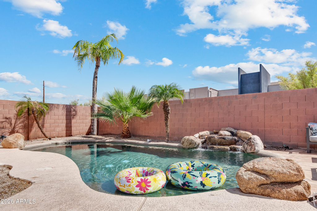 8771 E Pinchot Avenue - Photo 9