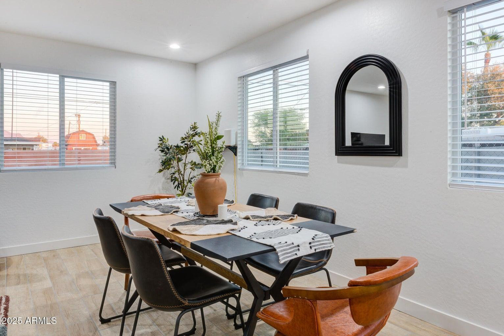 1821 W Hadley Street - Photo 6