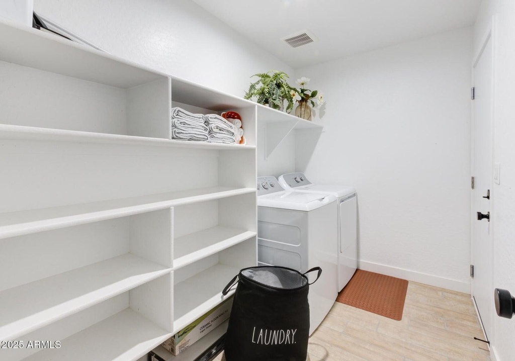 1821 W Hadley Street - Photo 8