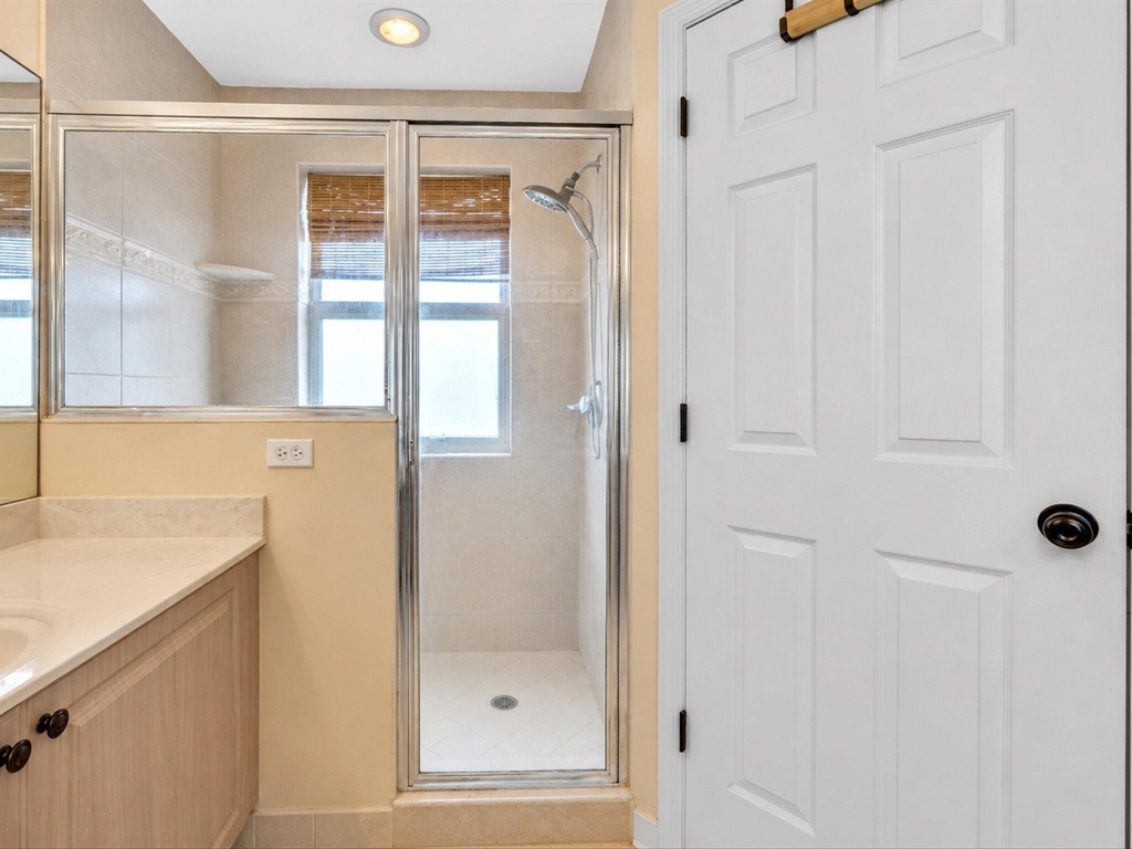 7145 Crescent Creek Place - Photo 48