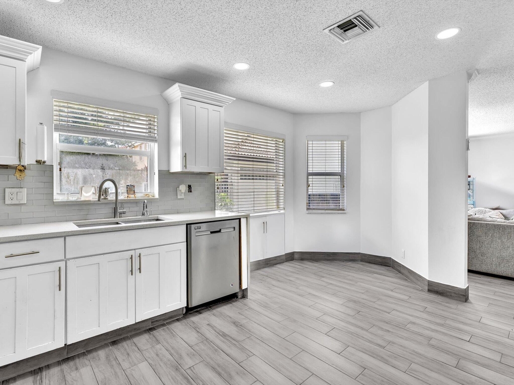 7145 Crescent Creek Place - Photo 35