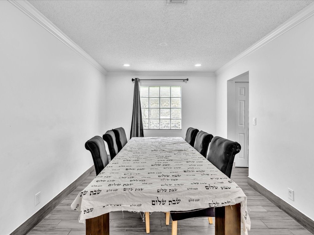 7145 Crescent Creek Place - Photo 23