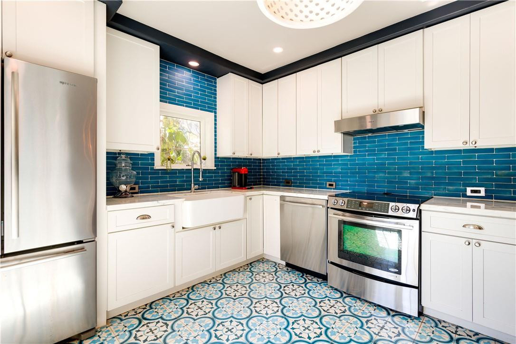 1132 Ne 105th Street - Photo 8