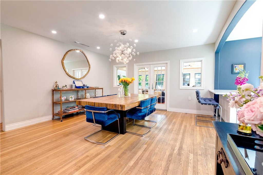 1132 Ne 105th Street - Photo 3