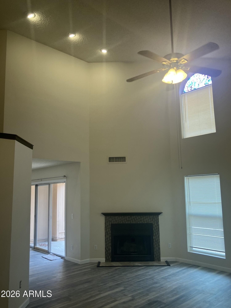 530 E Kerry Lane - Photo 24
