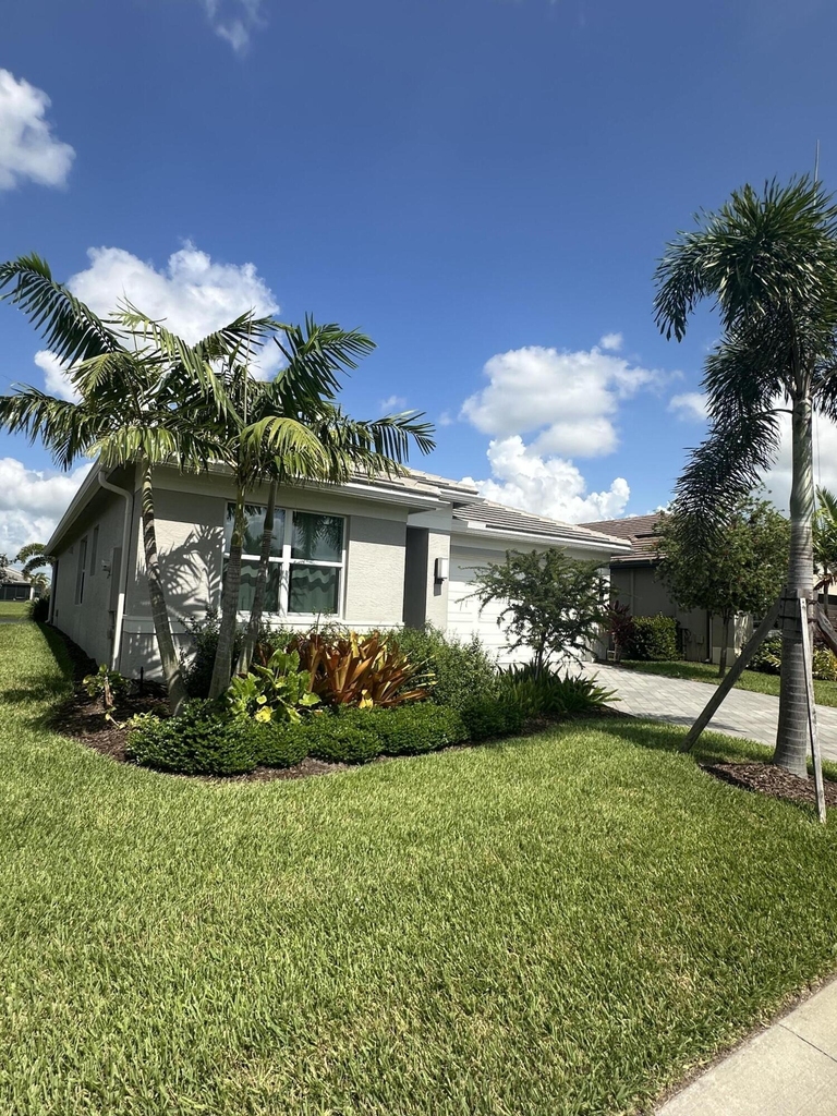 11664 Sw River Crossing Place - Photo 1