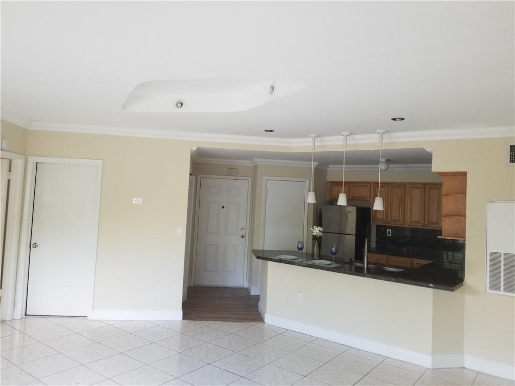 2445 Sw 18th Terrace - Photo 3