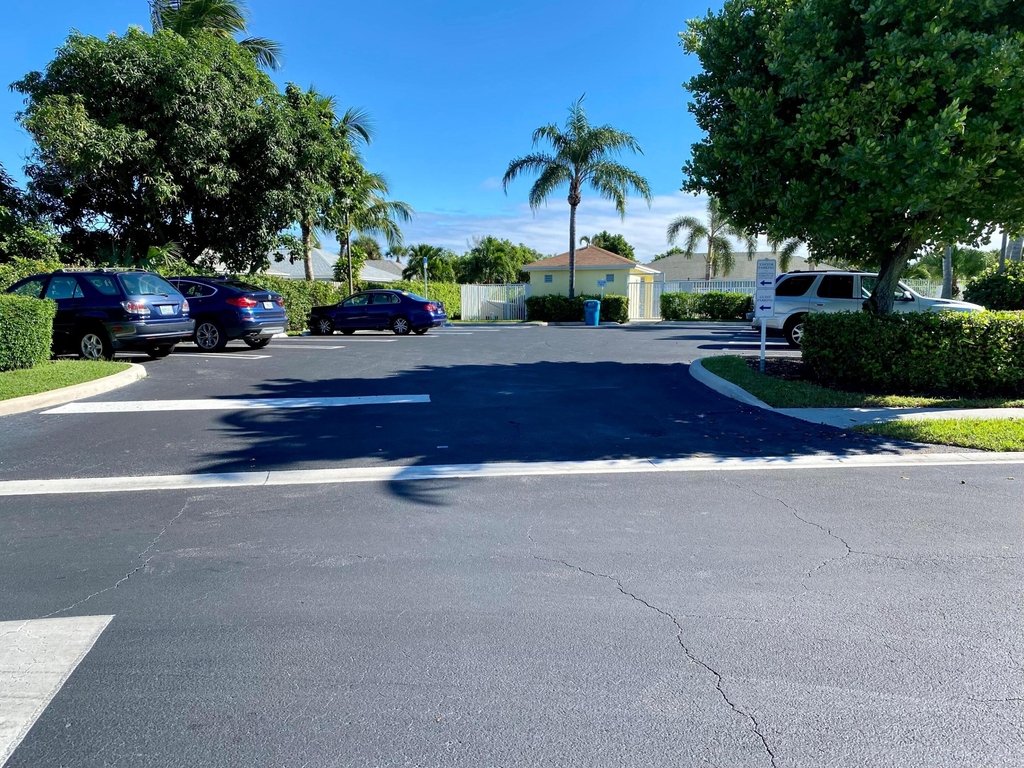 112 Sunset Boulevard - Photo 15