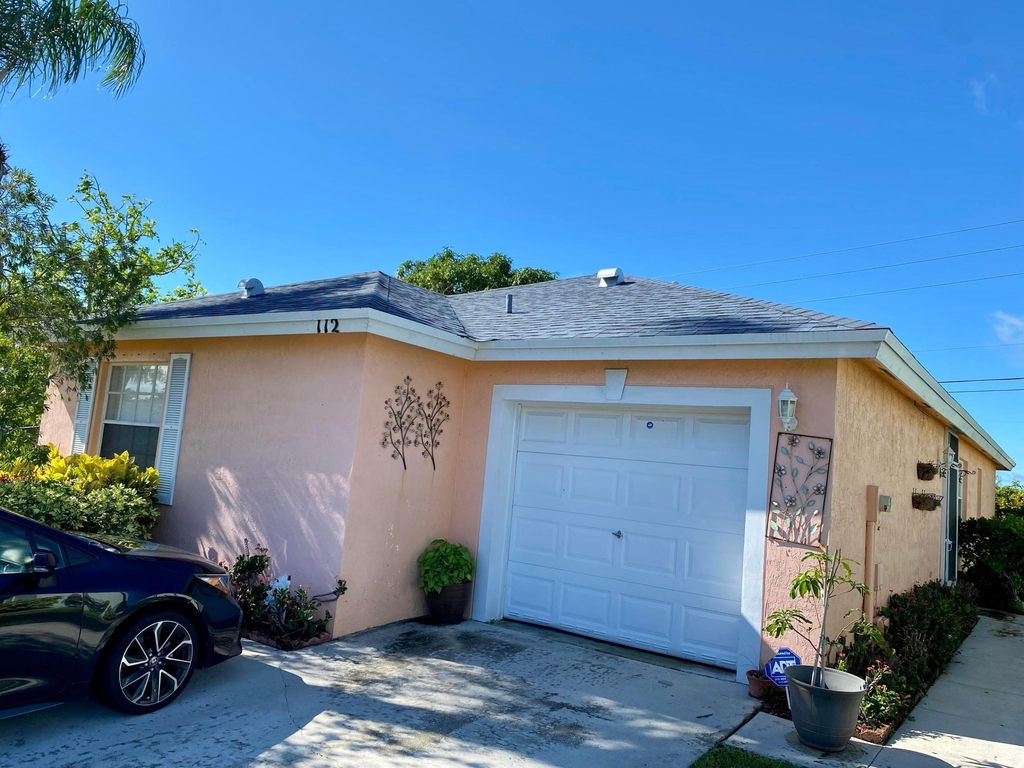 112 Sunset Boulevard - Photo 10