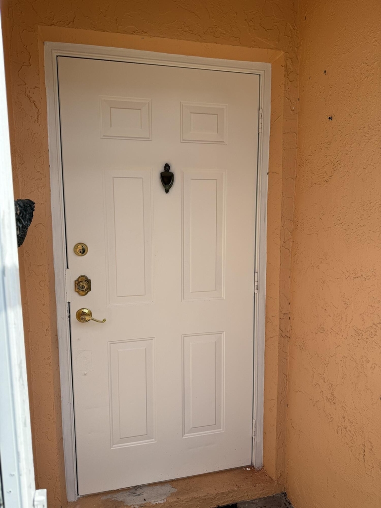 112 Sunset Boulevard - Photo 4