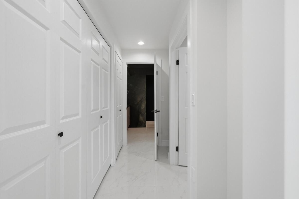 877 Ne 195th Street - Photo 37