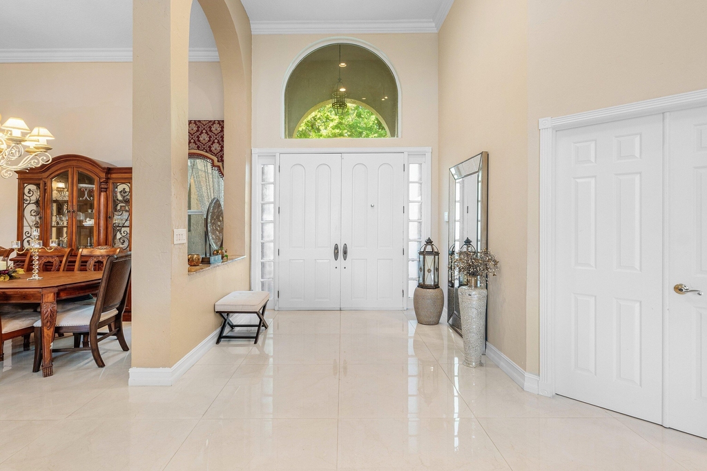 1845 Eagle Trace Boulevard - Photo 4