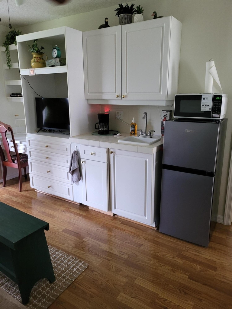 1825 Se Bowie Street - Photo 2